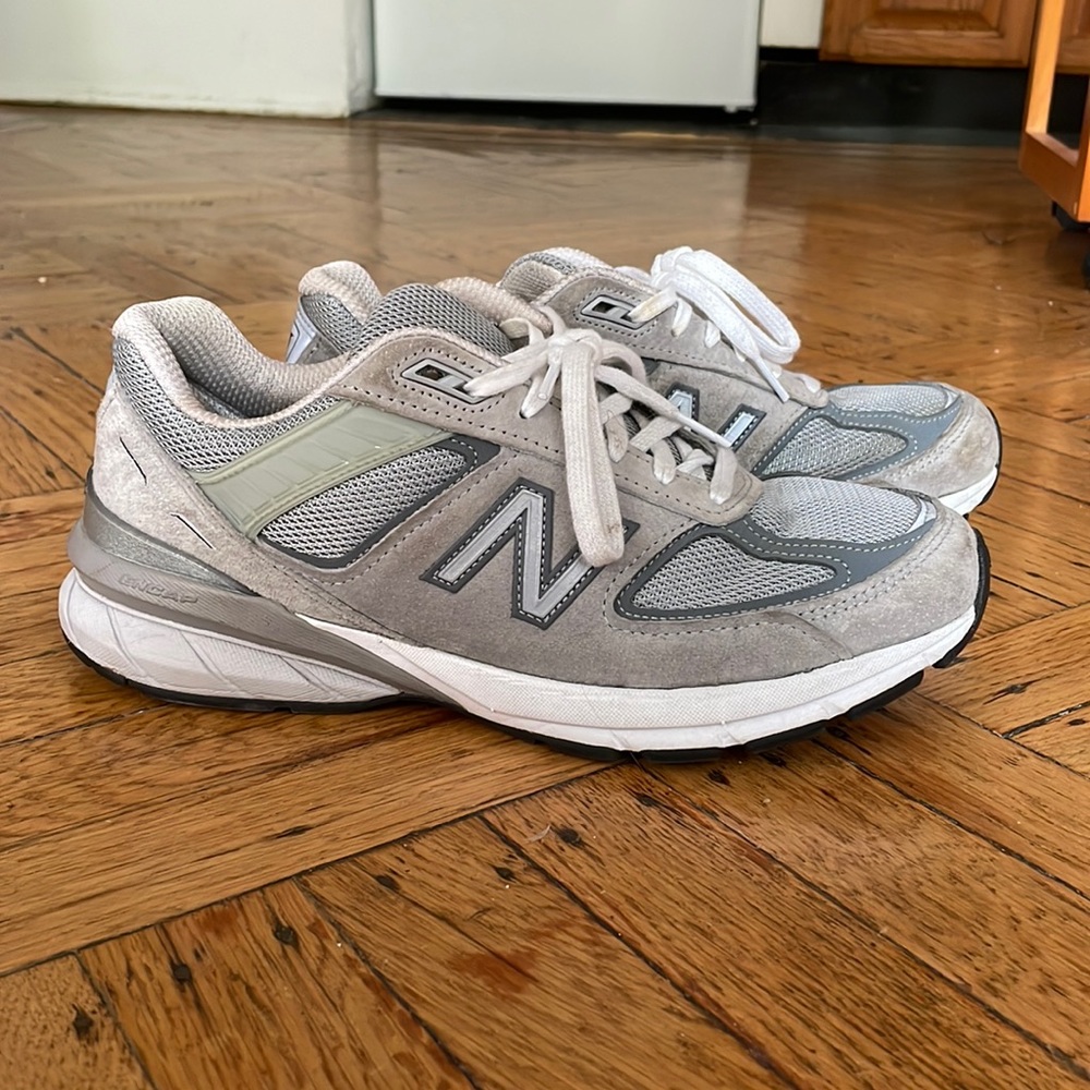 COPY - New Balance 990 V5 Sneaker